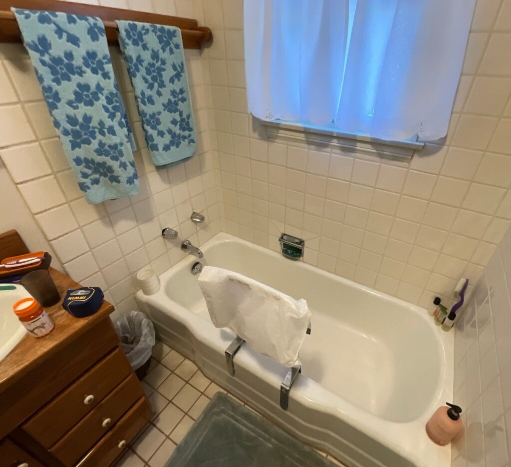 Before - Tub to Shower Conversion, El Cajon St, Los Angeles, CA 91342
