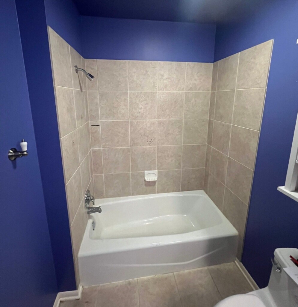 Before - Tub To Shower Conversion, Glen Arbor Rd, Kansas City, MO 64114