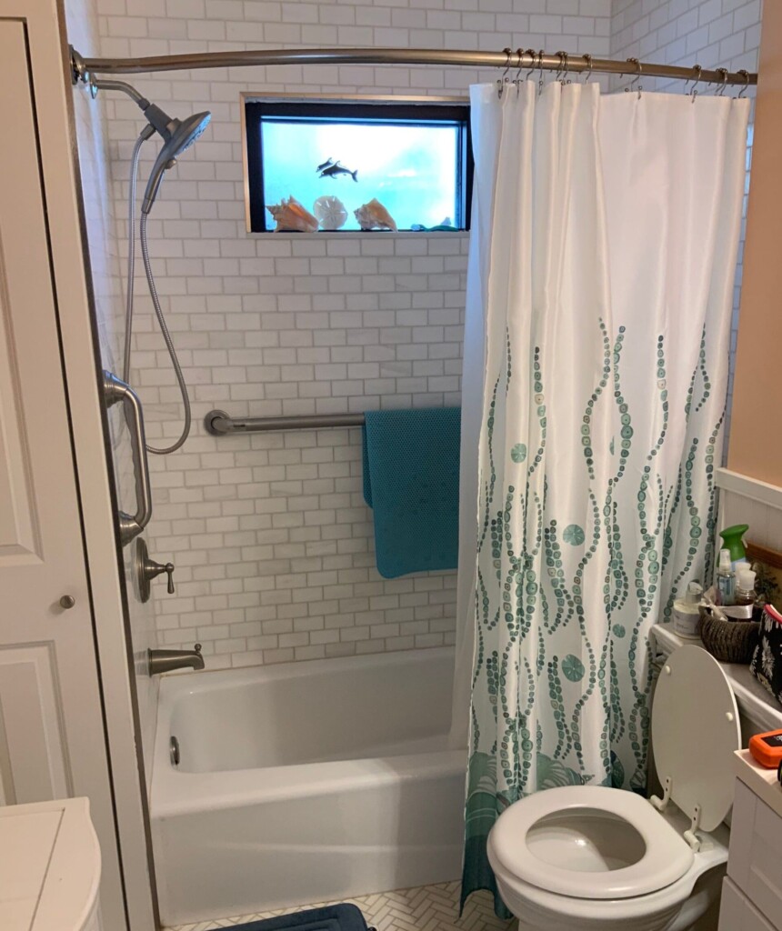 Before - Tub To Shower Conversion, Burlington Ave N, St. Petersburg, Florida 33713