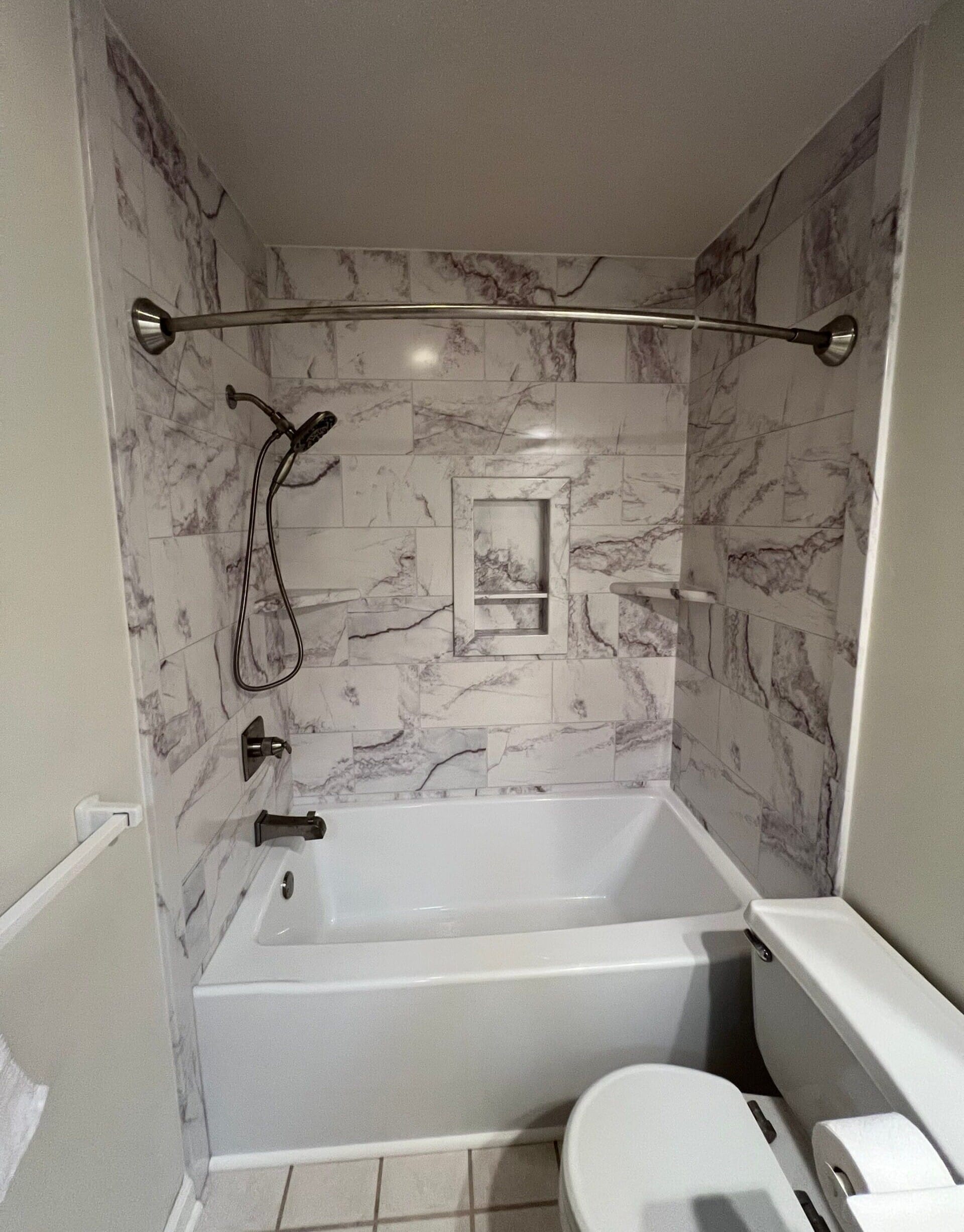 Bathroom Remodel, Oakview Drive, Kansas City, KS 66101