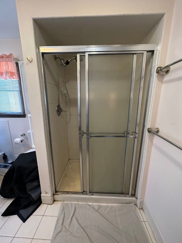 Before - Shower Remodel, Hoes Ln W, Piscataway, NJ 08854