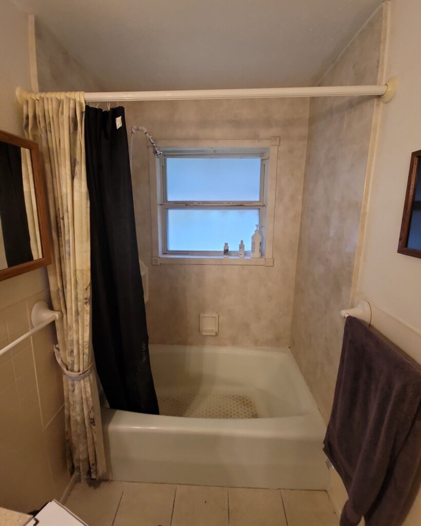Before - Tub To Shower Conversion, Highland Ave, Haltom City, TX 76117