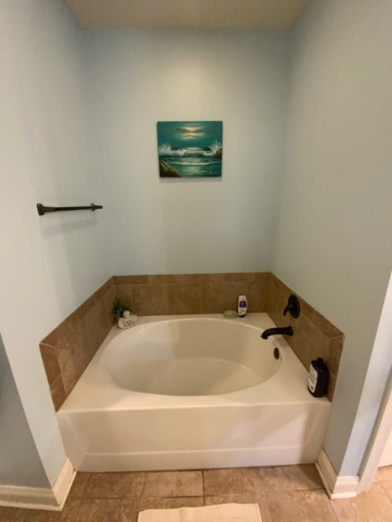 Before - Bathroom Remodel, Meadowland Dr, Carencro, LA 70520