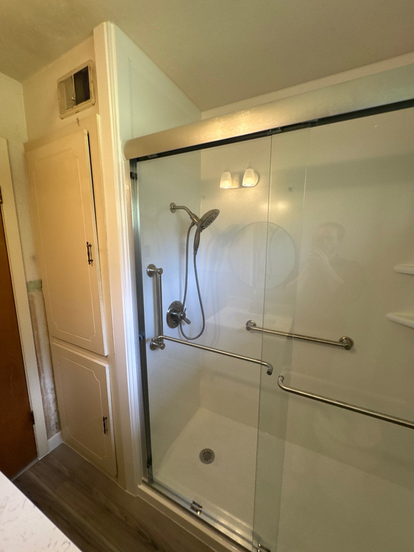 Tub To Shower Conversion, Sherwood Dr, Arlington, TX 76013
