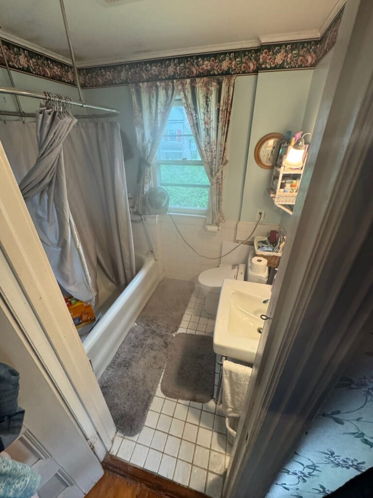 Before - Tub To Shower Conversion, Denmark Rd, Plainfield, Nj 07062