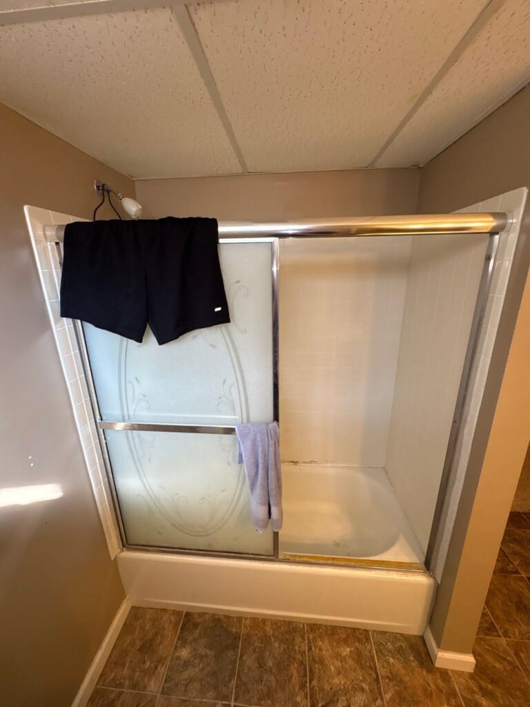 Before - Bathroom Remodel, Iowa Avenue West, Saint Paul, MN 55117