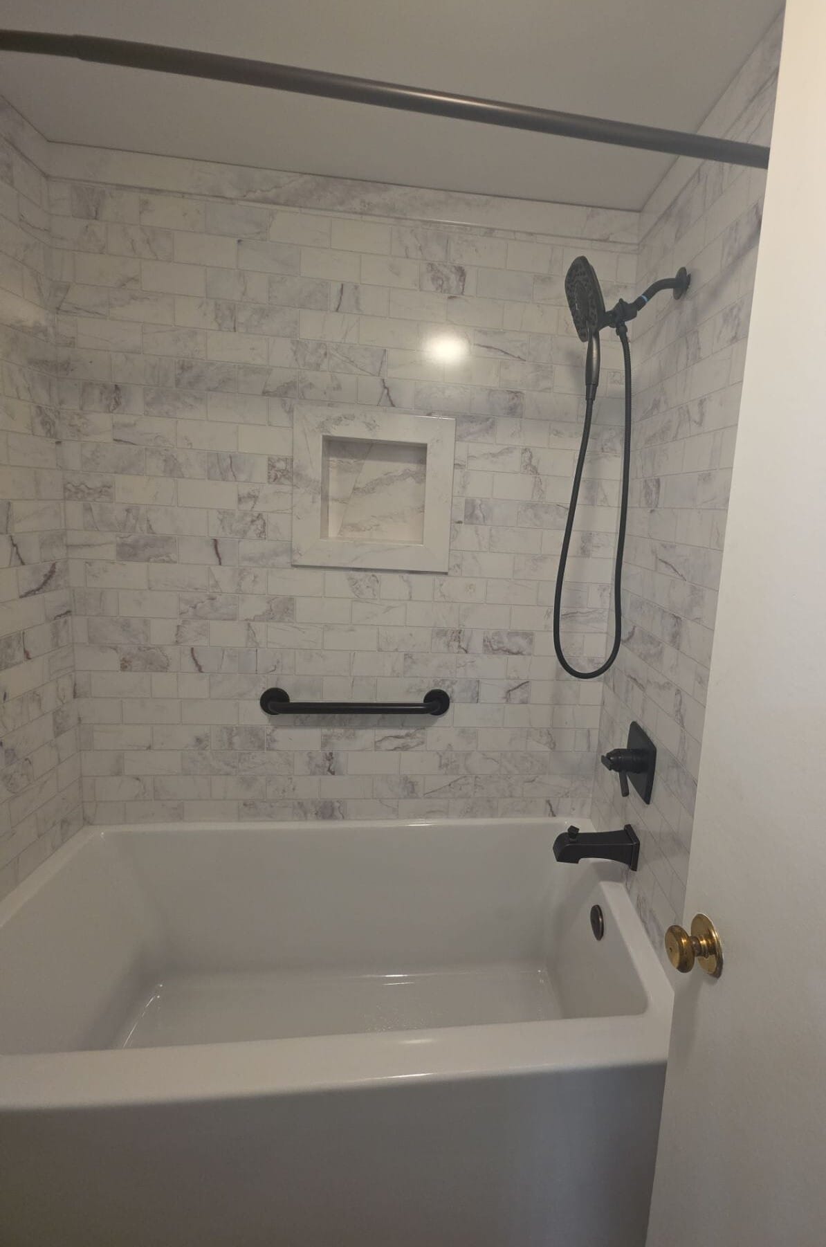 Bathroom Remodel, Pembrook Village Dr, Alexandria, VA 22309