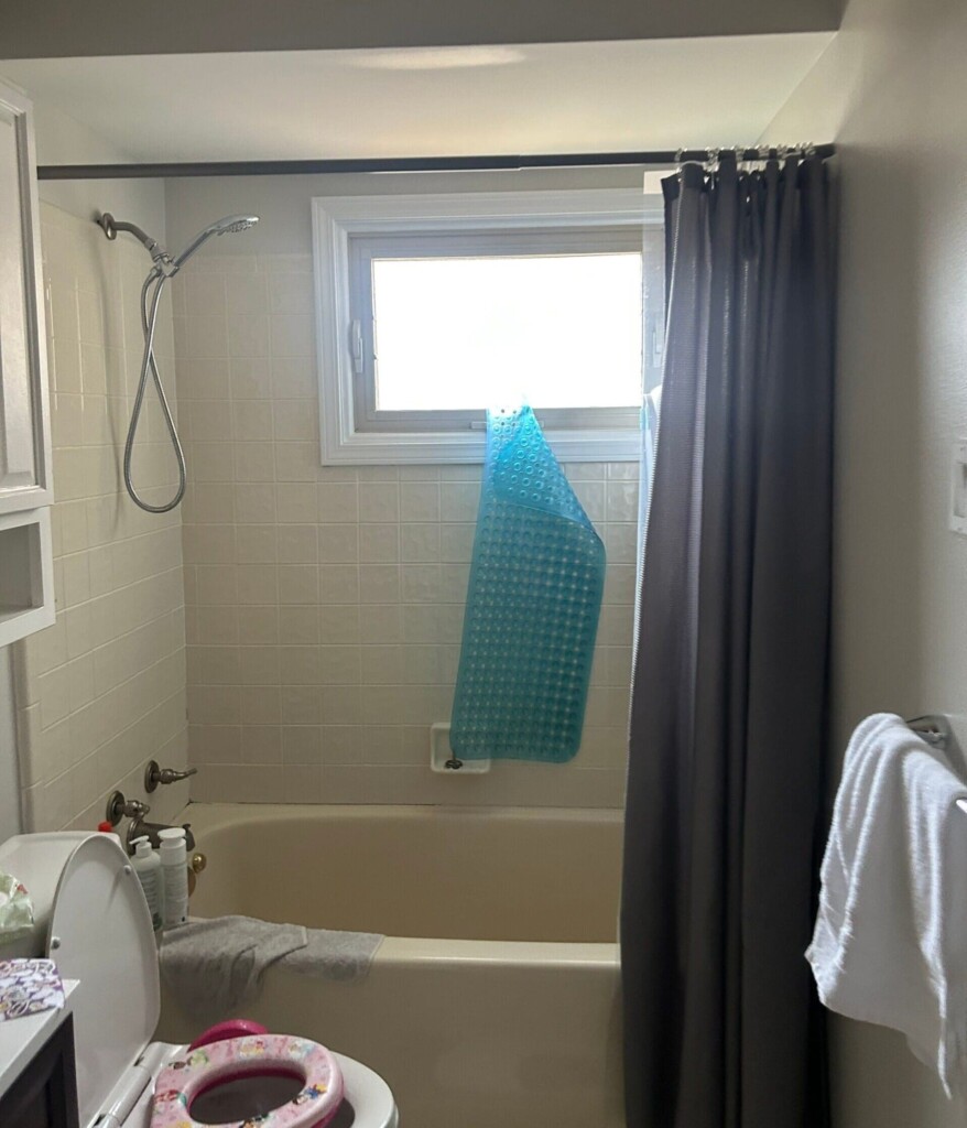 Before - New Bathtub Installation, Springhill Dr, Utica, MI 48317