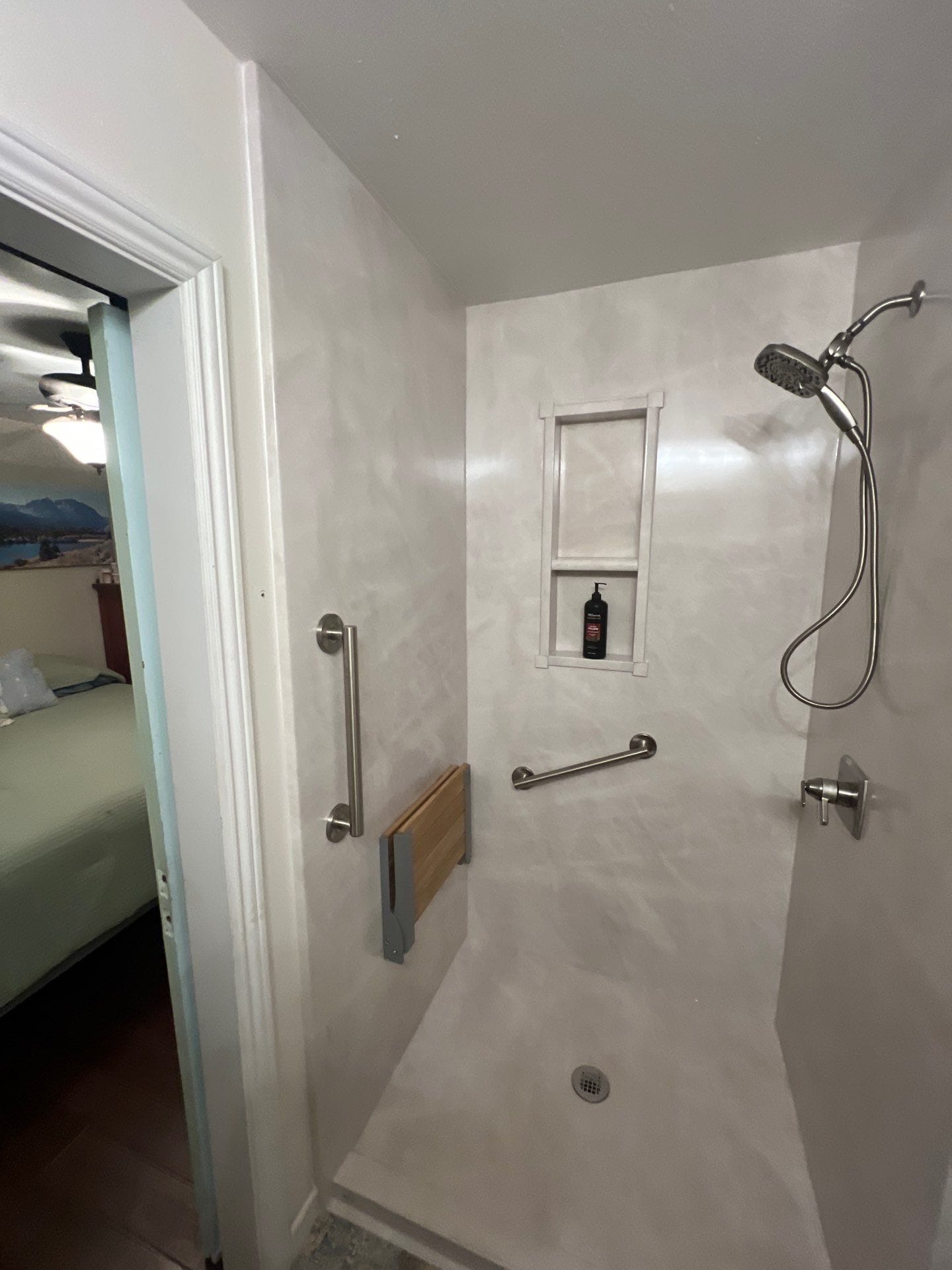 Bathroom Remodel, Litchfield Dr, Riverside, CA 92503