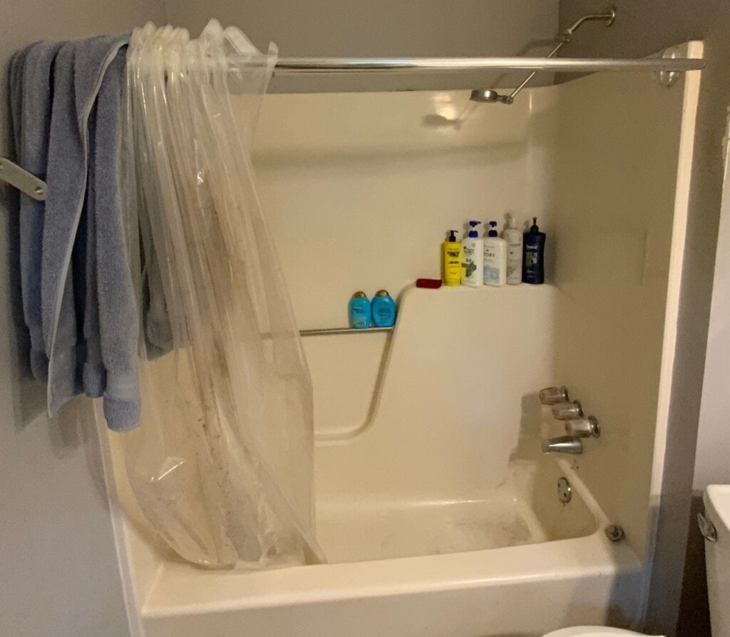 Before - Tub To Shower Conversion, Sequoyah Dr, Alpharetta, GA 30004