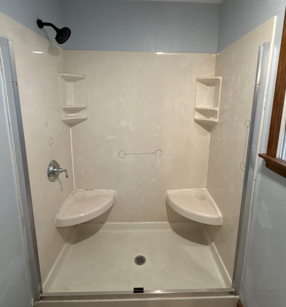 Before - Shower Remodel, Stablestone Dr, Chesterfield, MO 63017