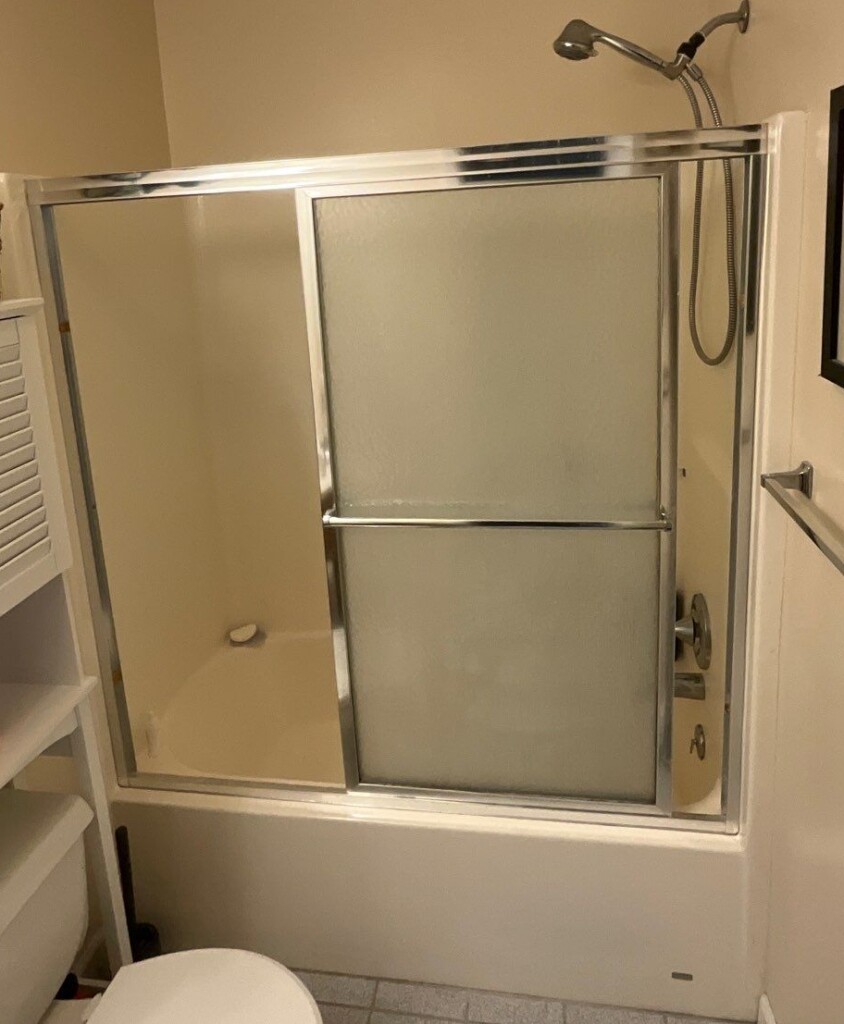 Before - Tub To Shower Conversion, Rockridge Rd, Lake Harmony, PA 18624