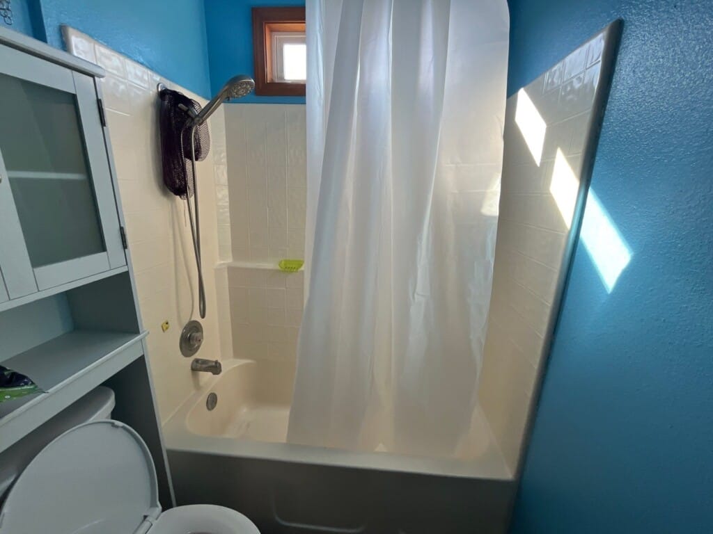 Before - Shower Installation, N Hampton Rd, Boise, ID 83704