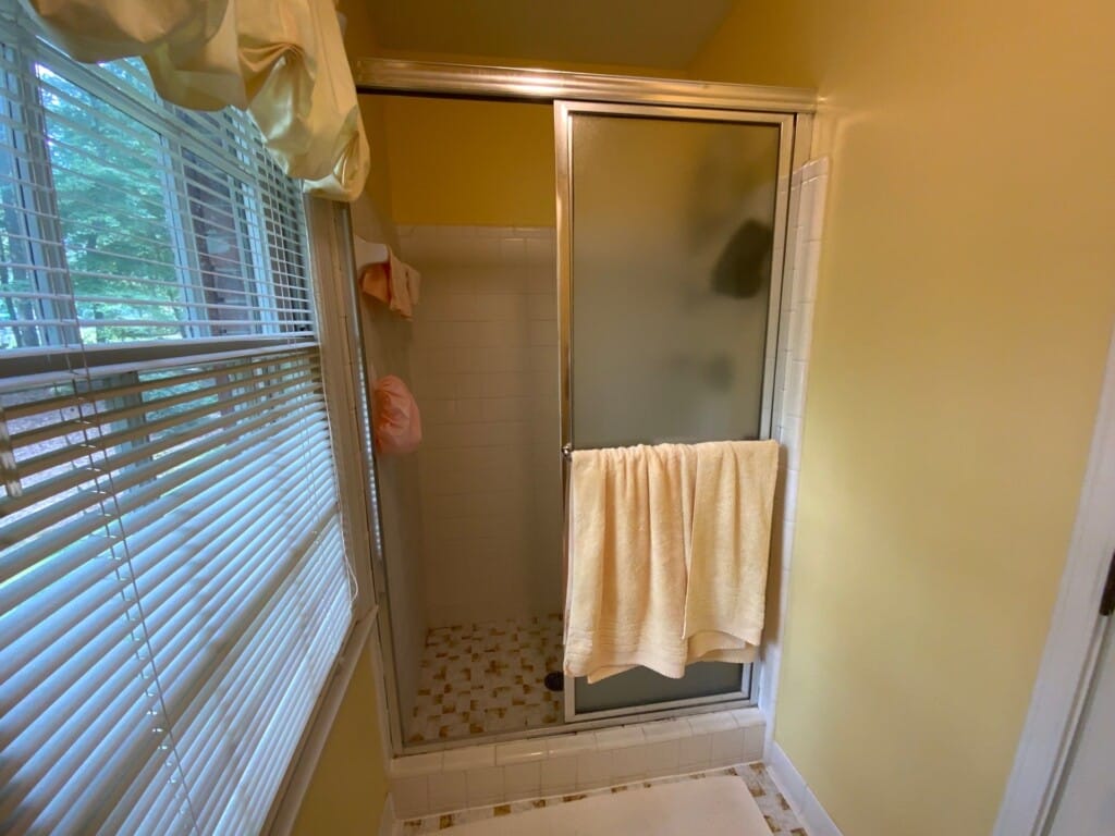 Before - Bathroom Remodel, Pruitt Dr, Alpharetta, GA 30004