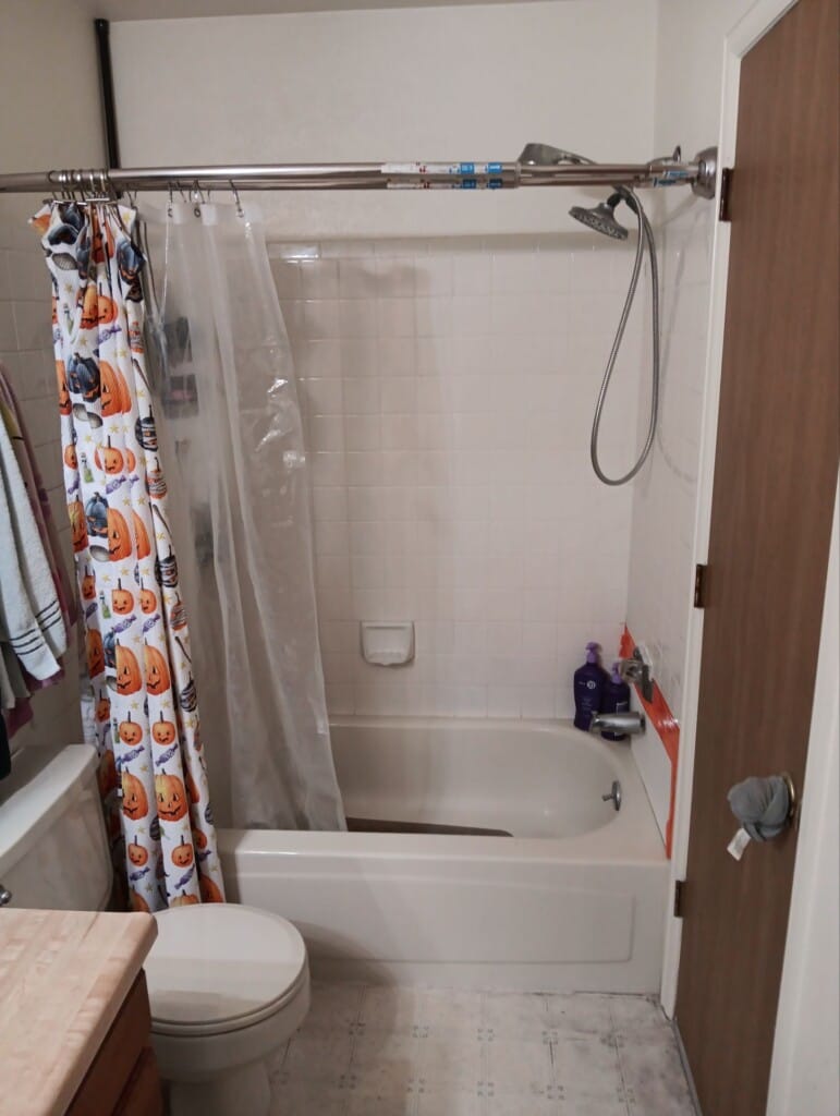 Before - New Bathtub Installation, Depew St Build #15 Unit 1503, Arvada, CO 80003