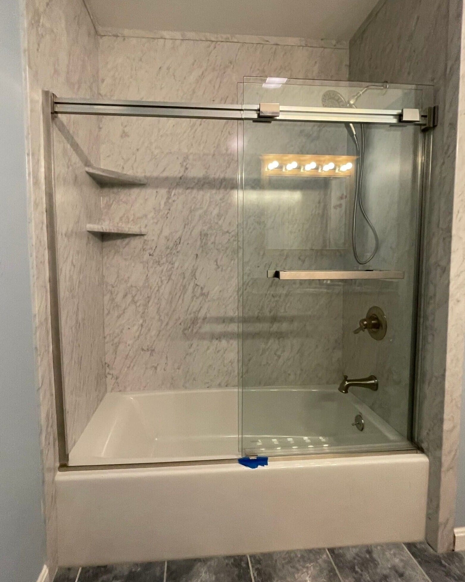 Bath & Shower Combo, Ruby Rd, Coppell, TX 75019, United States