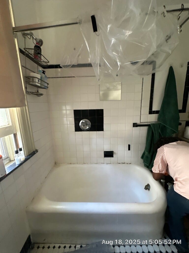 Before - New Bathtub Installation, Ellsworth Ave, New Haven, CT 06511