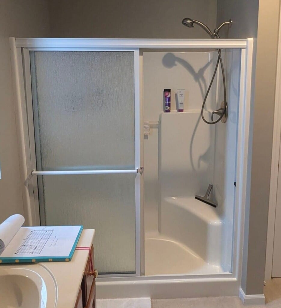 Before - Shower Remodel, Scarborough Dr, Columbia, MO 65201