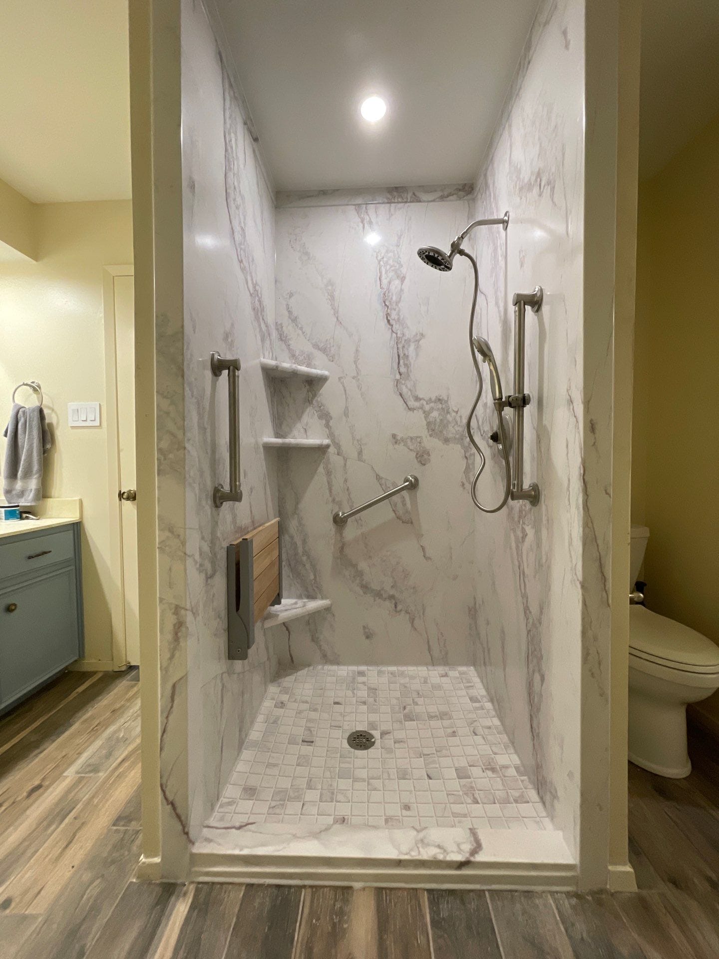 Bathroom Remodel, Brandingshire Pl, Fort Worth, TX 76133