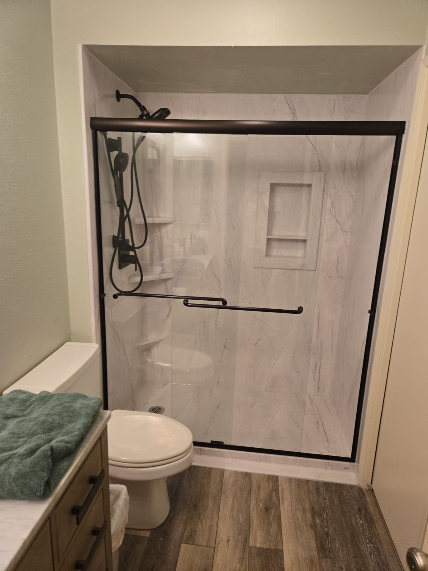 Bathroom Remodel, Escondido Blvd, Unit 64, Escondido, CA 92025