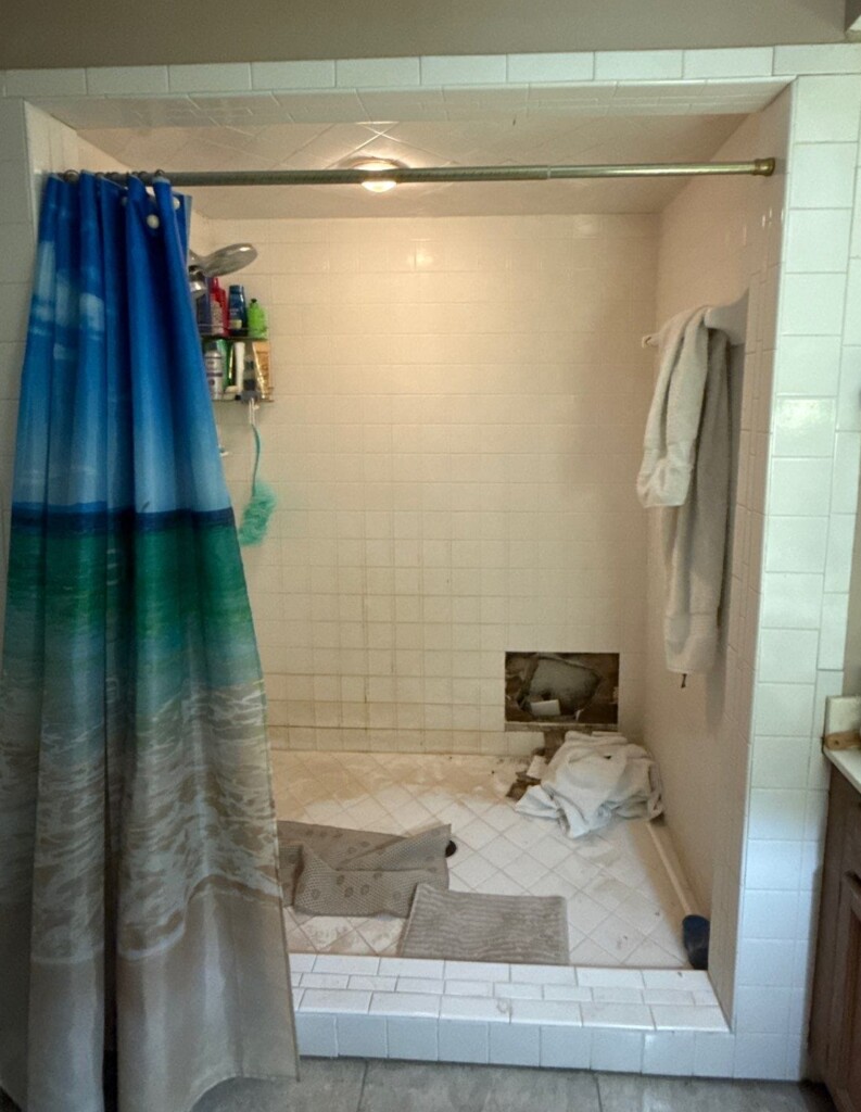Before - Bathroom Remodel, Dahlonega Ln, Jacksonville, FL 32224
