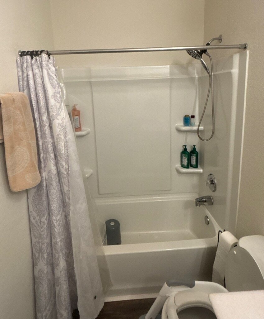 Before - Tub To Shower Conversion, 65th Ave, Sacramento, CA 95822