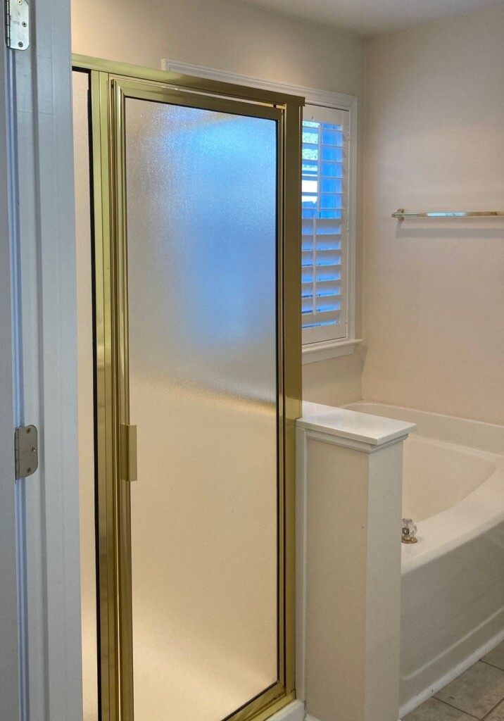 Before - Shower Installation, Ivybrooke Ave, Greenville, SC 29615