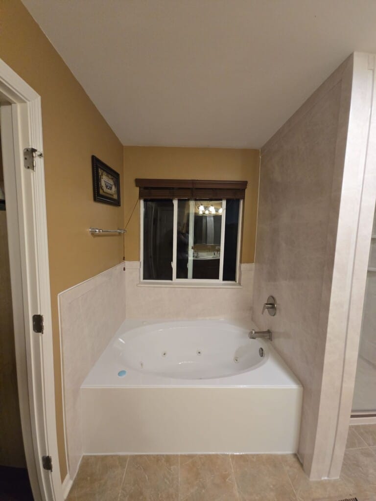 After - New Bathtub Installation, Chase Ln, Elgin, IL 60124