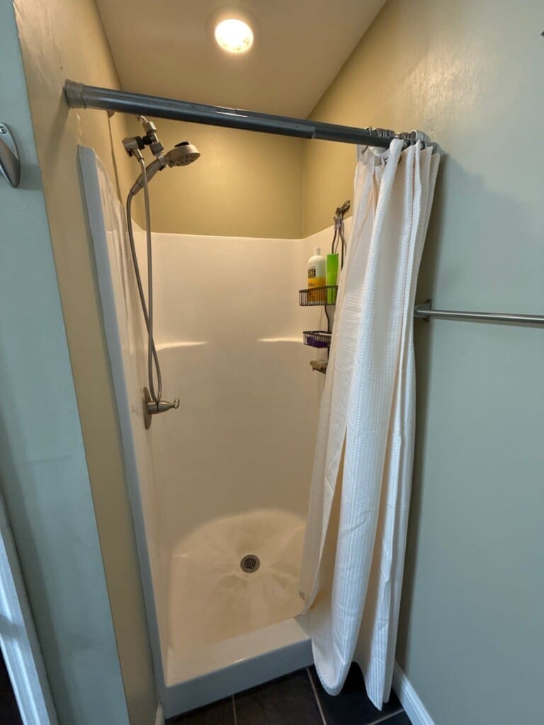 Before - Bathroom Remodel, Carters Creek Pike, Franklin, TN 37064