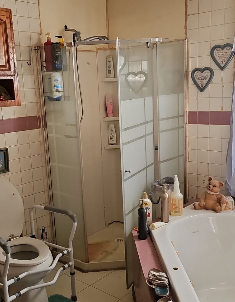 Before - Bathroom Remodel, E tabor St, Indianapolis, IN 46203