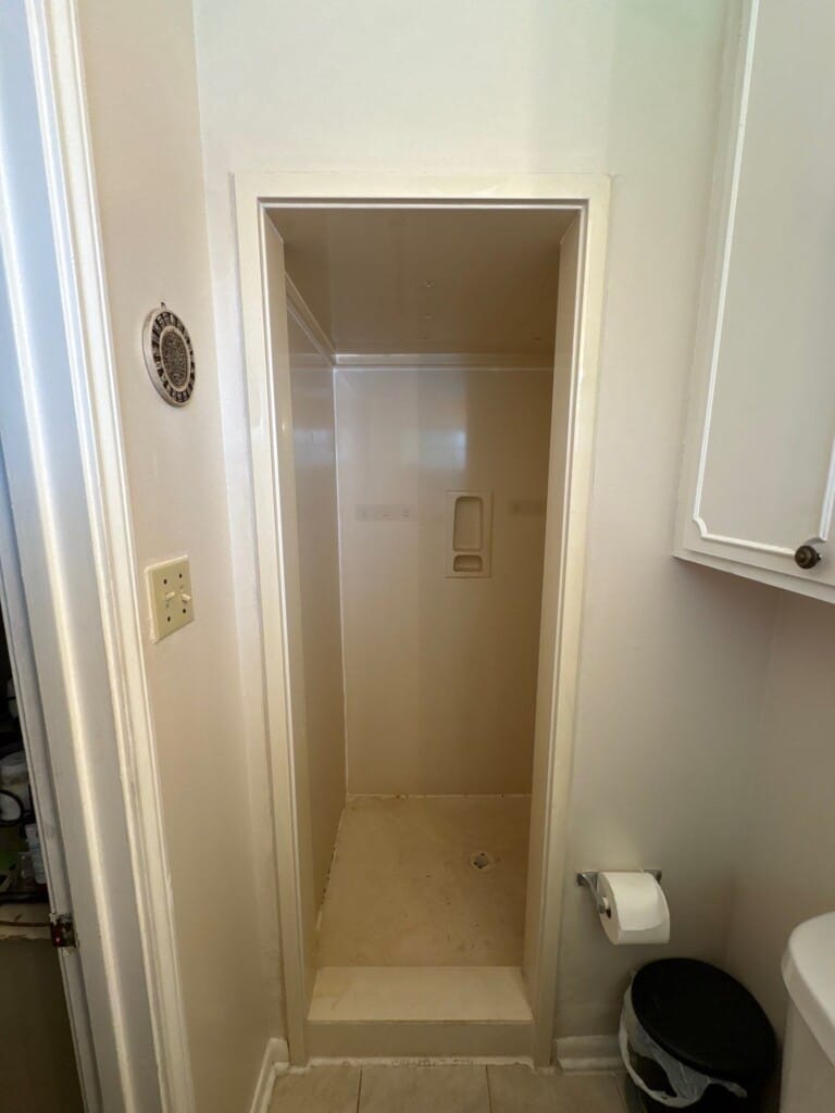 Before - Shower Remodel, Harston Ave, Orlando, FL 32814