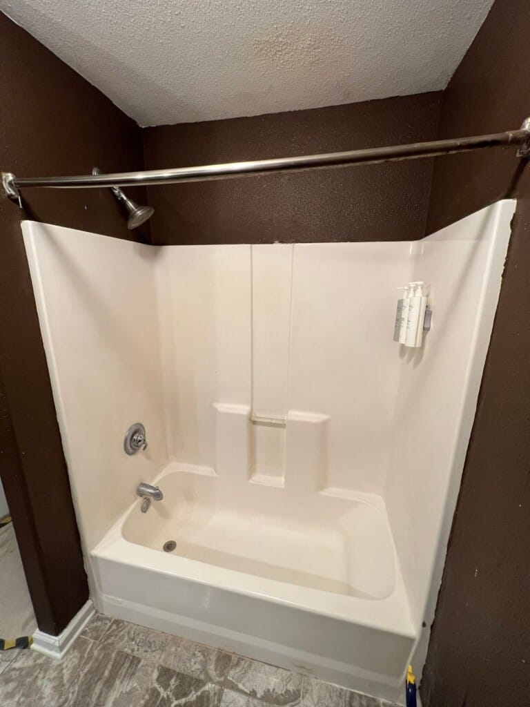Before - Bathroom Remodel, Yecker Ave, Kansas City, KS 66104