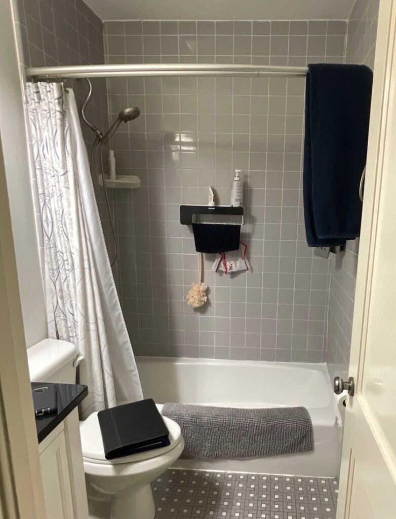 Before - Tub To Shower Conversion, 10th Street North, Saint Petersburg, FL 33703