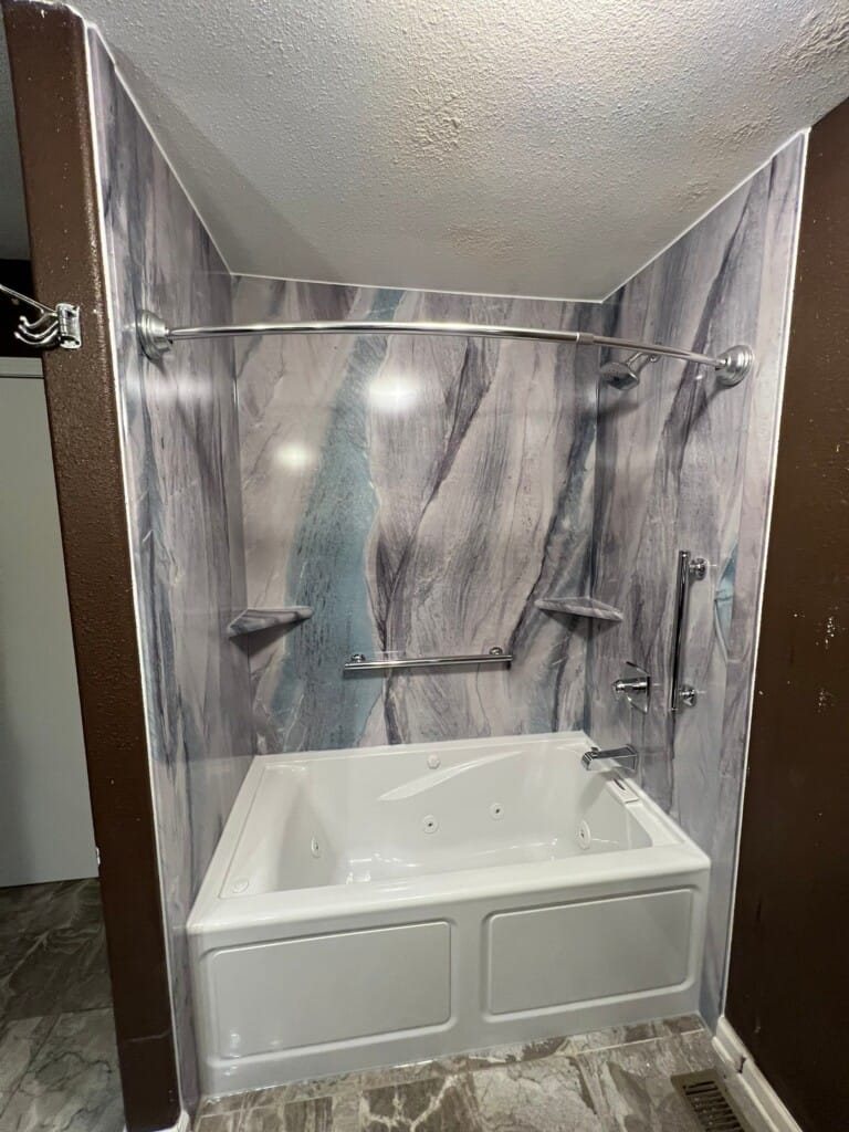 After - Bathroom Remodel, Yecker Ave, Kansas City, KS 66104