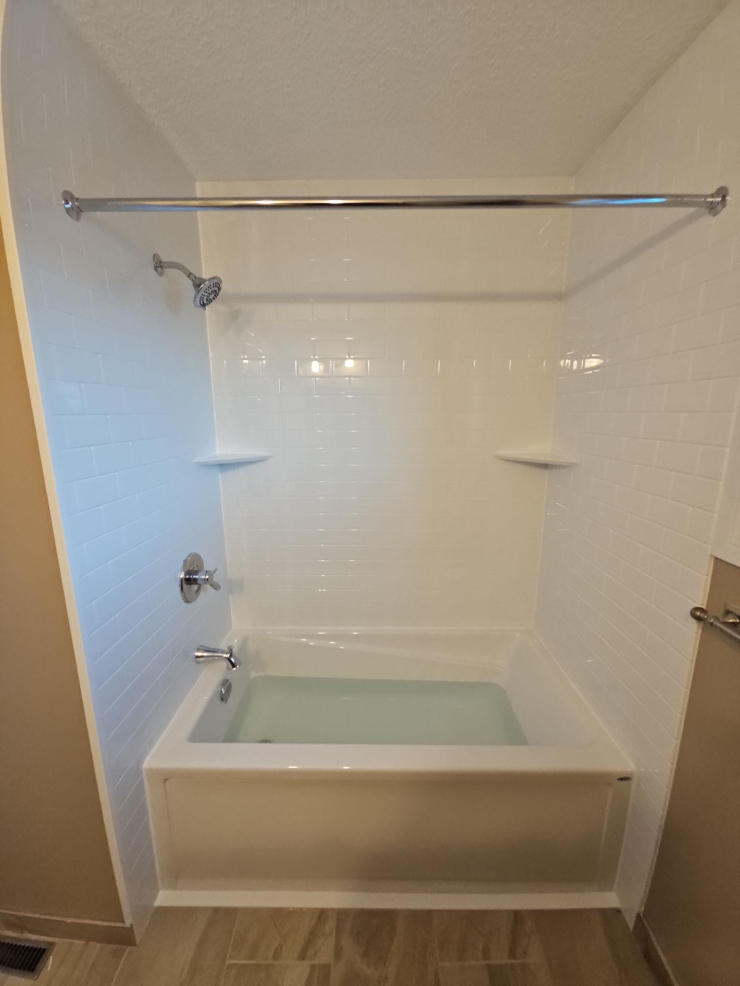 Bath & Shower Combo, 88 St NW, Edmonton AB T5Z 2X3