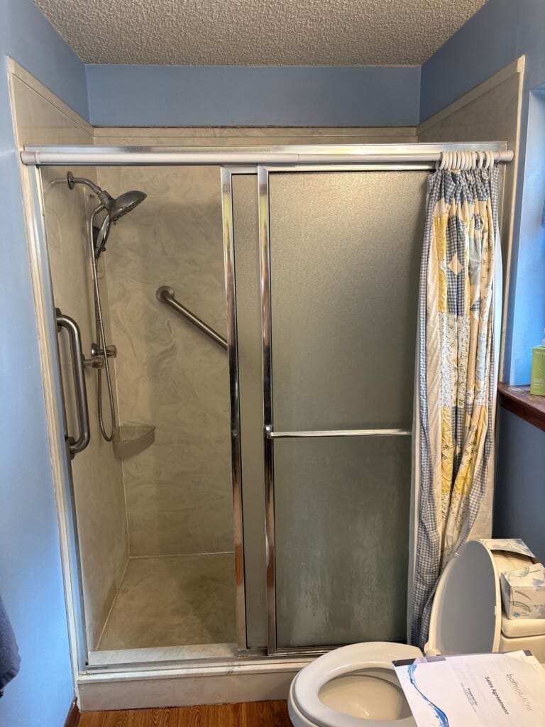 Before - Bathroom Remodel, Thomaswood Ln, Austin, TX 78736