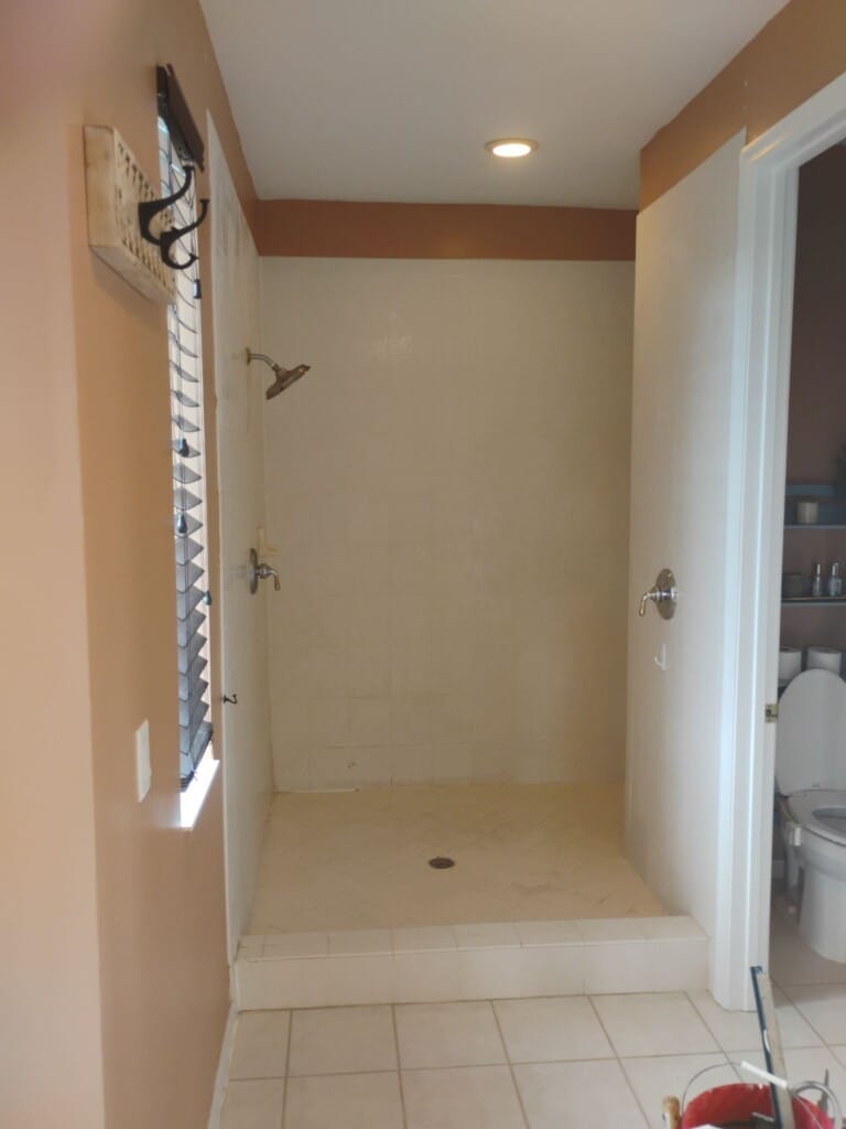 Before - Bathroom Remodel, Las Virgenes Rd, Unit 21, Calabasas, CA 91302