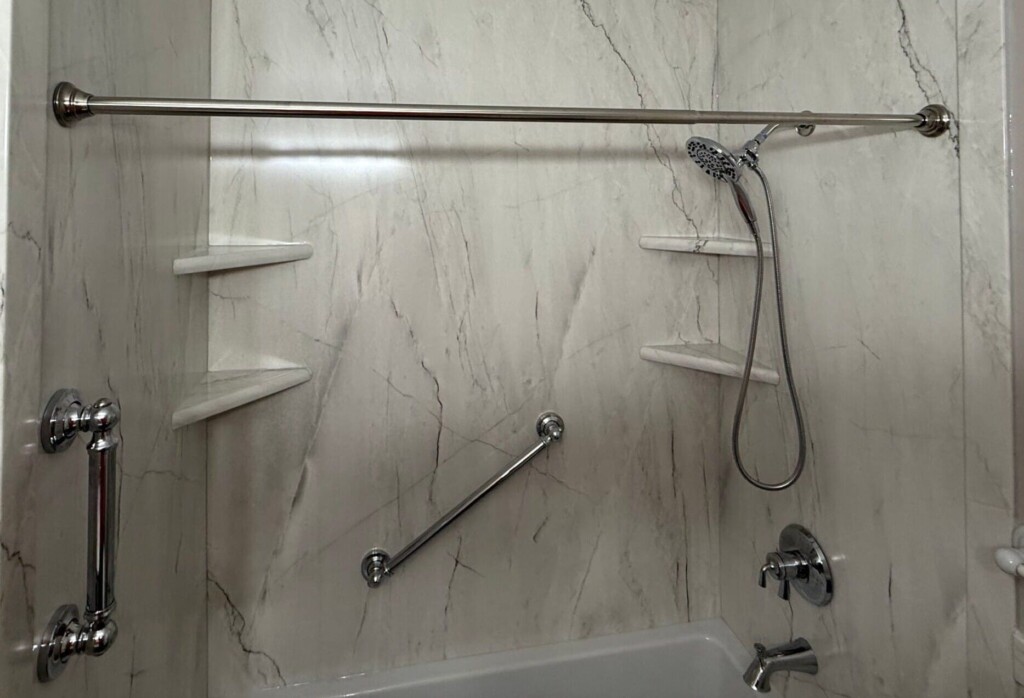 After - Bath & Shower Combo, Asbury Place, Owensboro, KY 42303