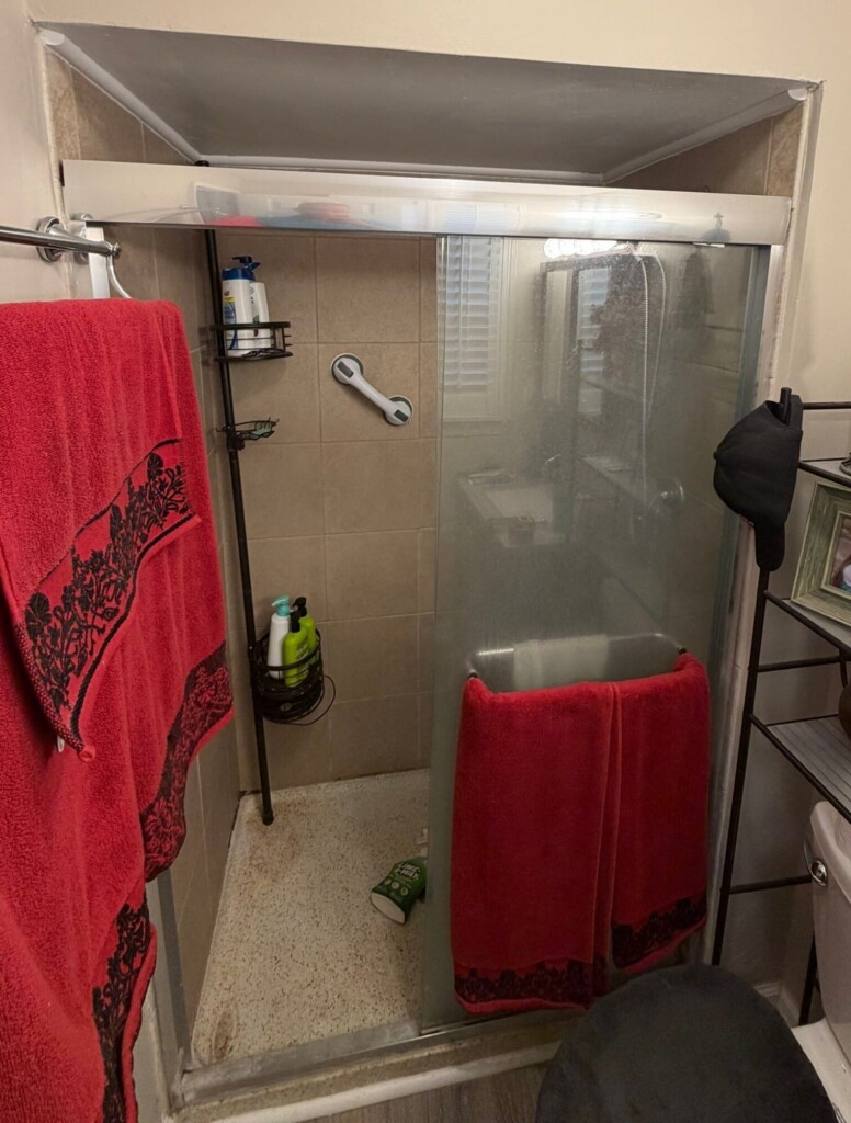 Before - Shower Remodel, Defoe Dr, Columbia, MO 65203