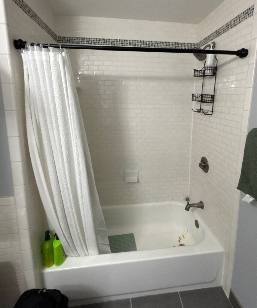 Before - Tub To Shower Conversion, Melissa Oaks Ln, Austin, TX 78744