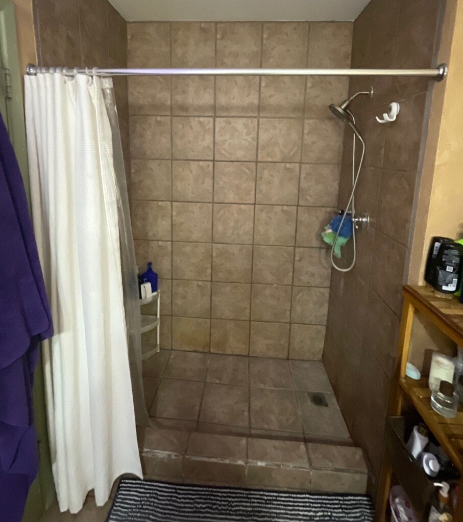 Before - Shower Remodel, N 20th Pl, Phoenix, AZ 85022