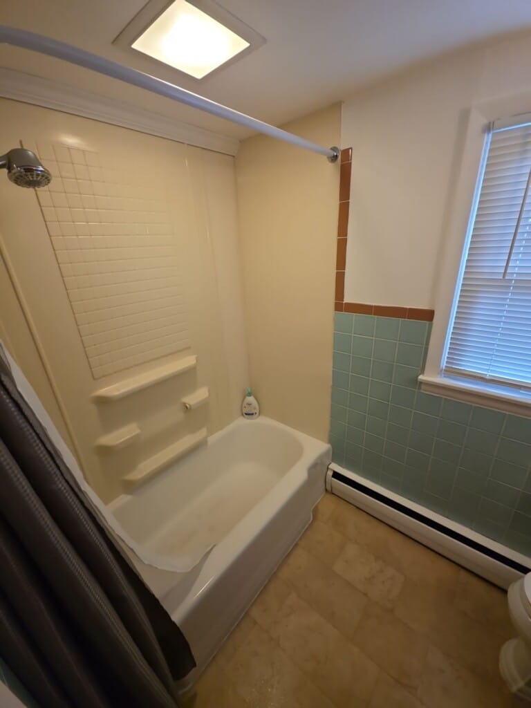 Before - Bath & Shower Combo, Oriole Ave, Albany, NY 12209