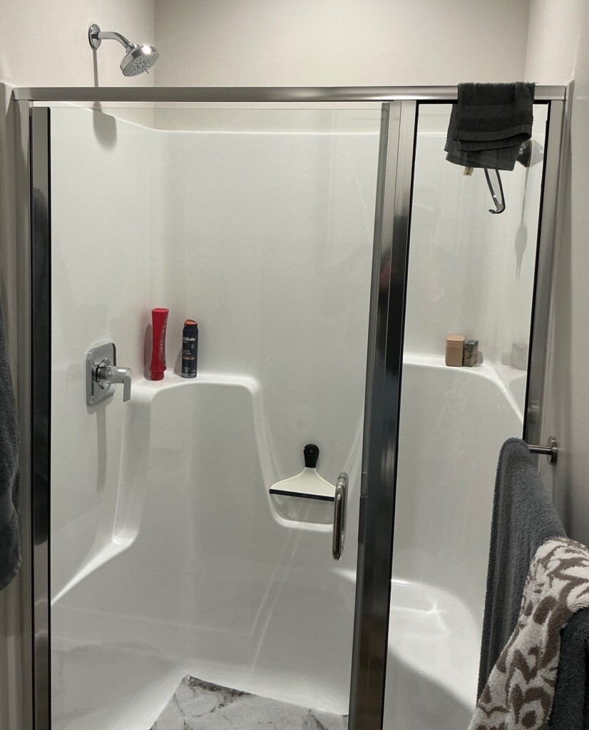 Before - Shower Remodel, S 93rd St, Lincoln, NE 68526