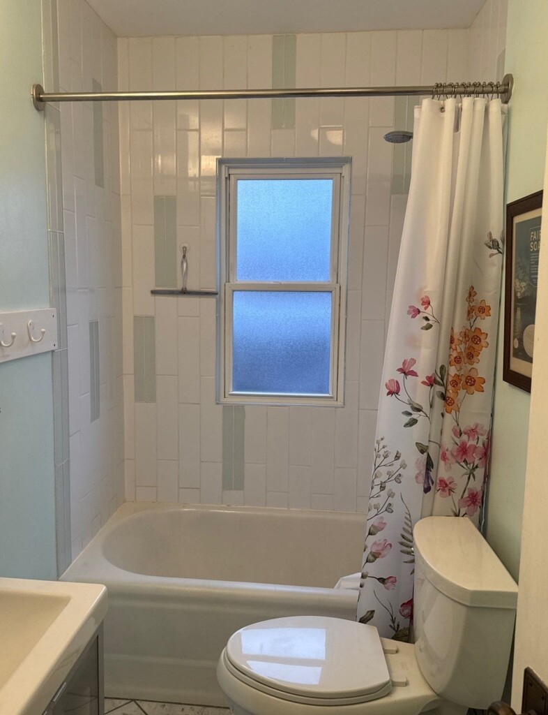 Before - Tub To Shower Conversion, North Upton Avenue, Minneapolis, MN 55412