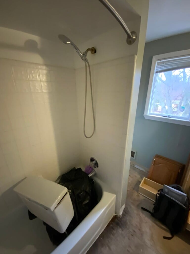 Before - Bath & Shower Combo, Colling Drive, Troy, MI 48085