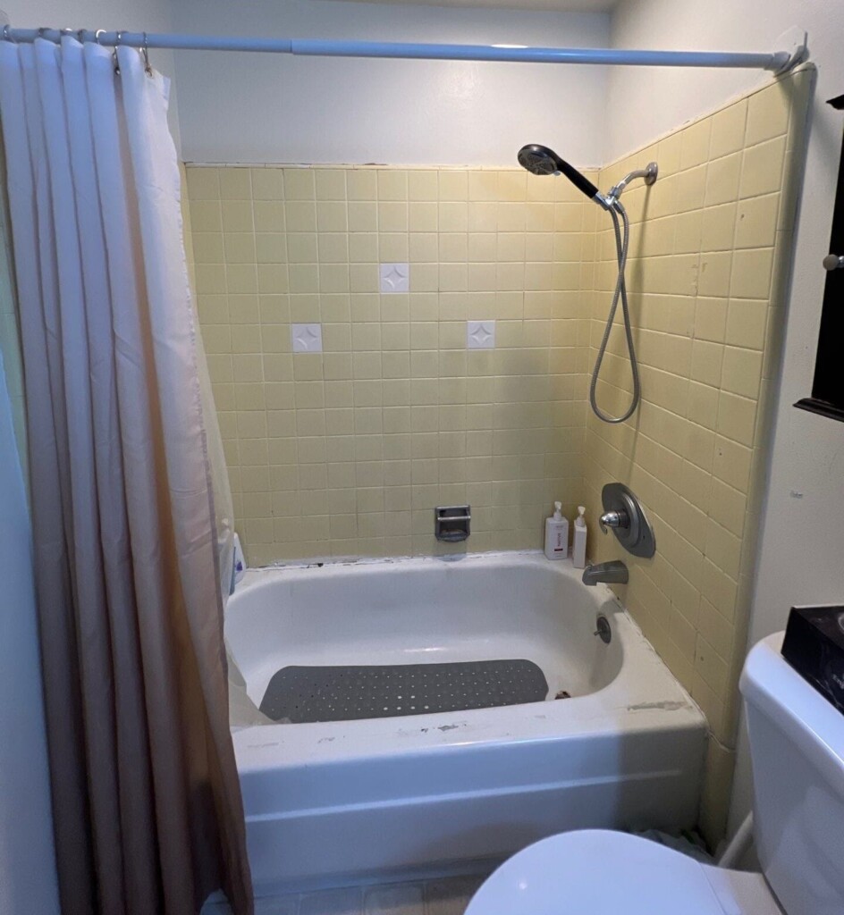 Before - Bath & Shower Combo, Doyle road #2, San Jose, CA 95129
