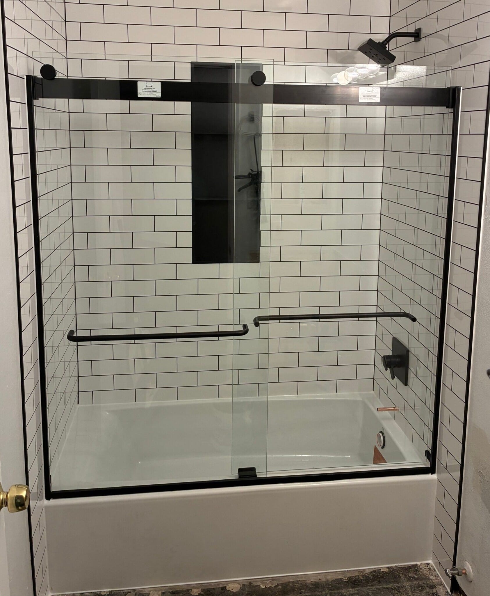 Bath & Shower Combo, W Posada Ave, Mesa, AZ 85202