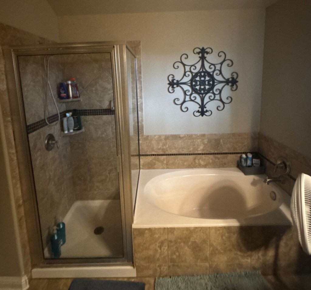Before - Bathroom Remodel, Serene Hollow Ln, Buda, TX 78610