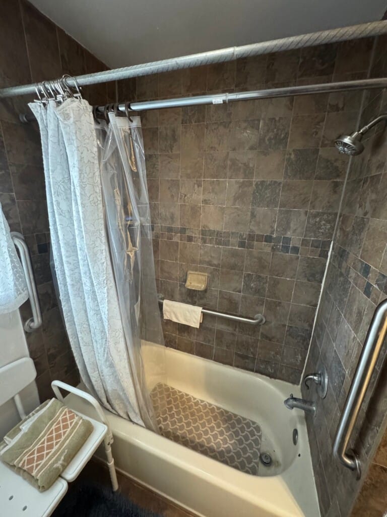 Before - Tub To Shower Conversion, Clearfield Dr, San Antonio, TX 78230
