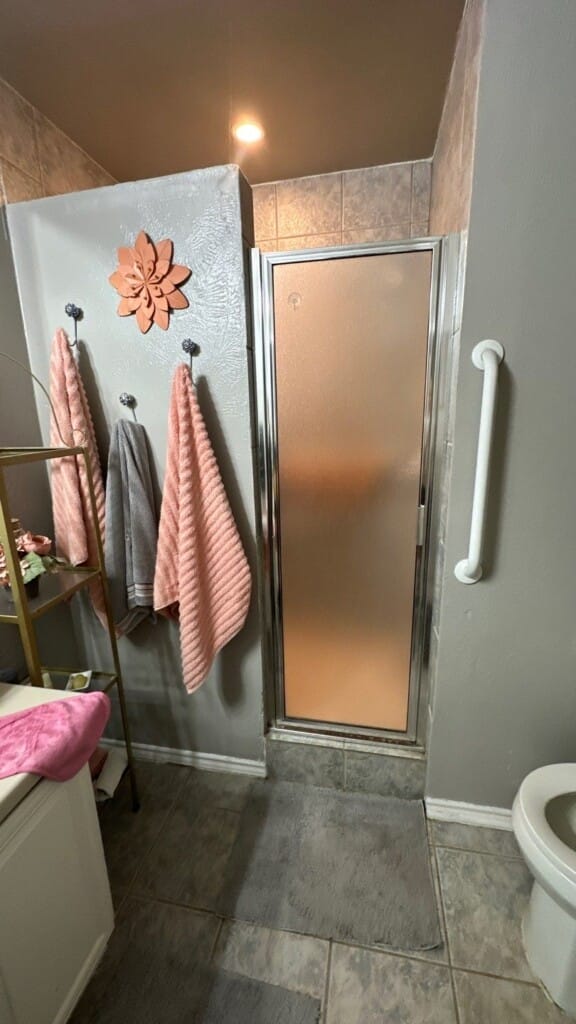 Before - Shower Remodel, Stoney Glen Dr, Mesquite, TX 75150